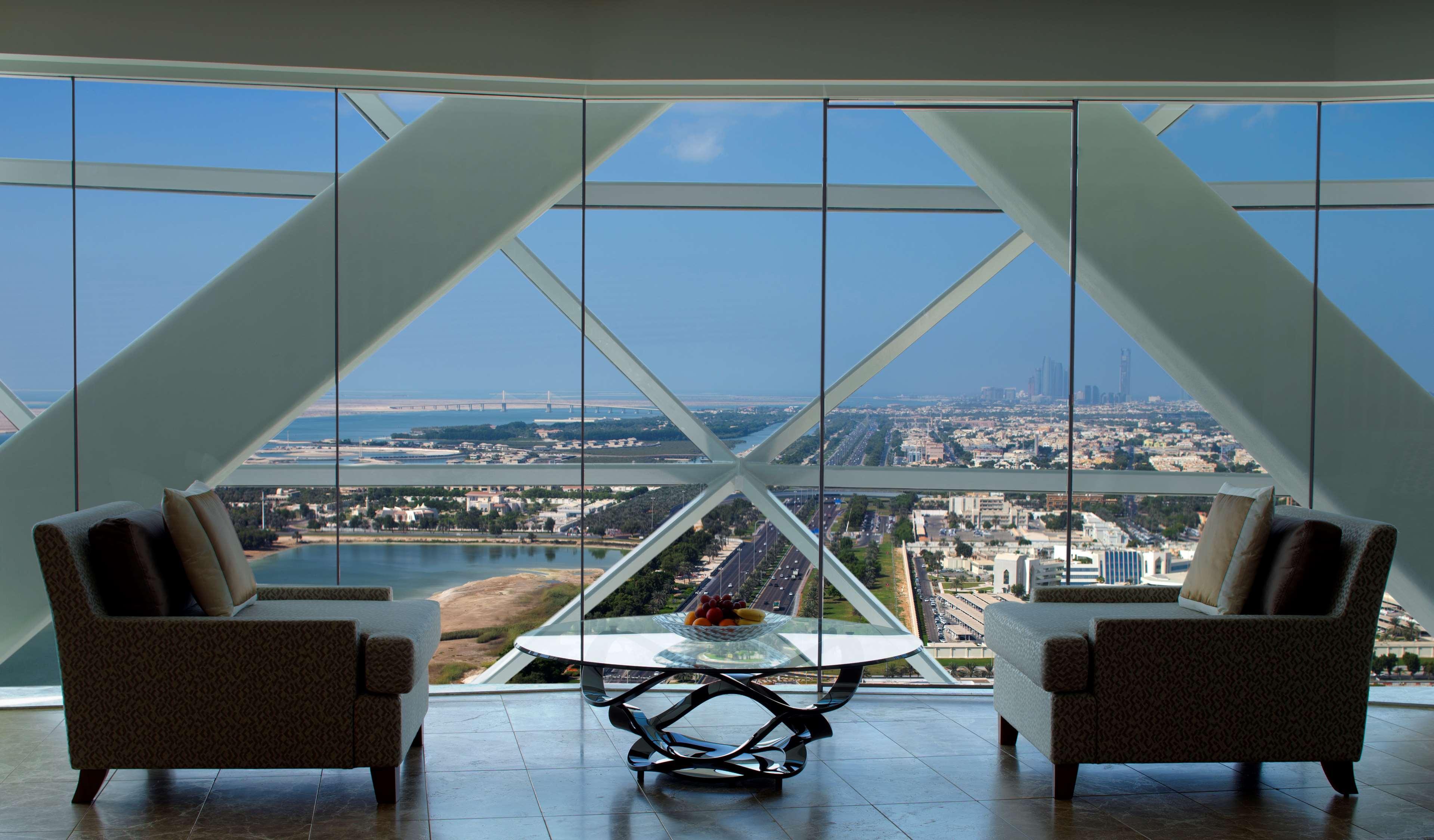 Andaz Capital Gate Abu Dhabi, By Hyatt Hotel Exterior photo View from the 30th floor