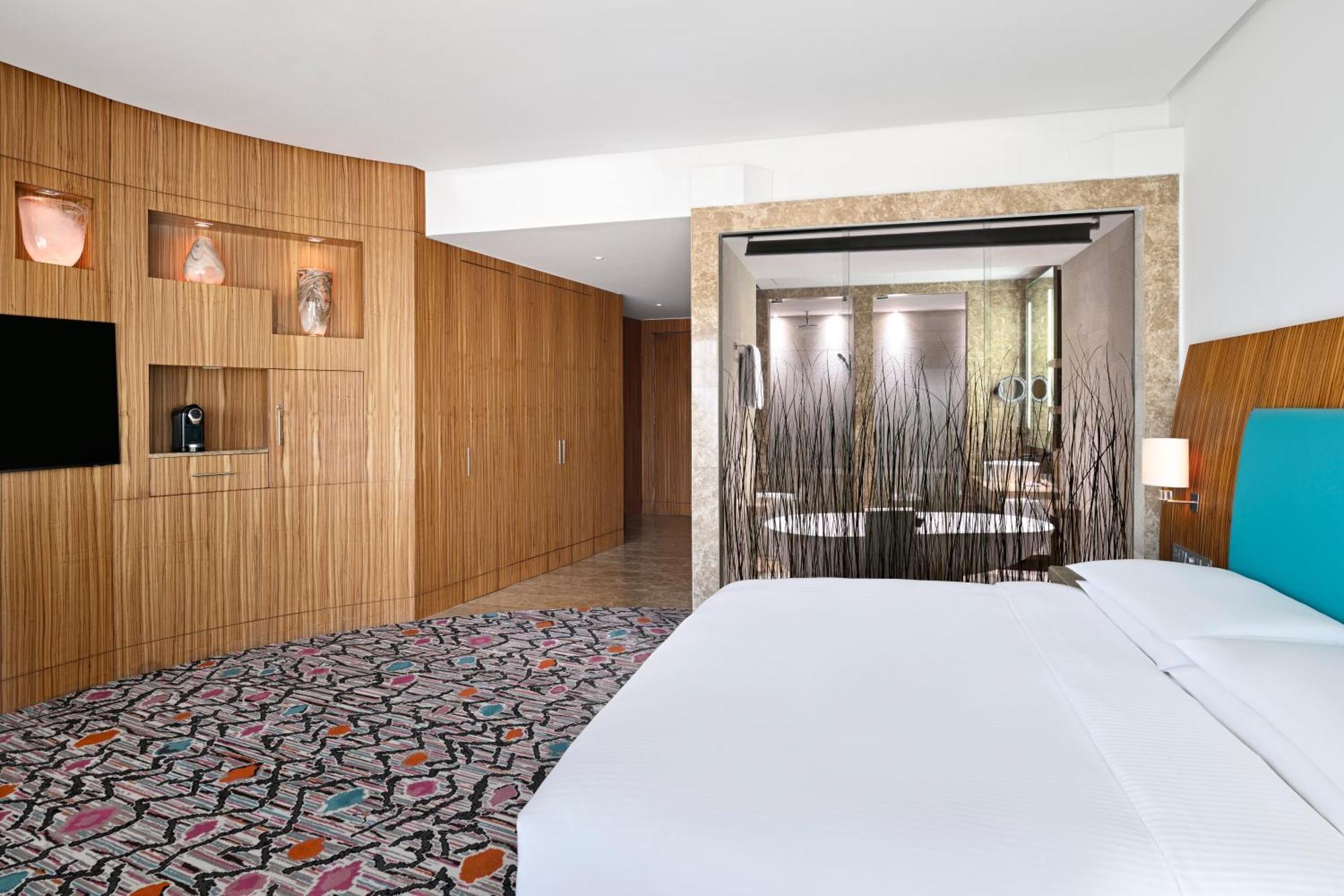 Andaz Capital Gate Abu Dhabi, By Hyatt Hotel Exterior photo A room at the hotel